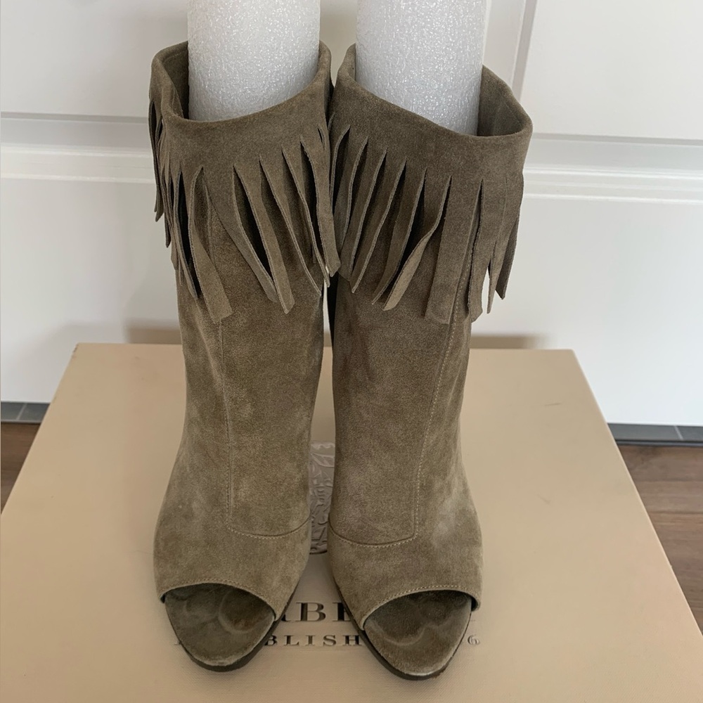 Burberry Pelling Military Khaki Fringed Suede Bootie/Boots 7.5/37.5 $895 w/Box